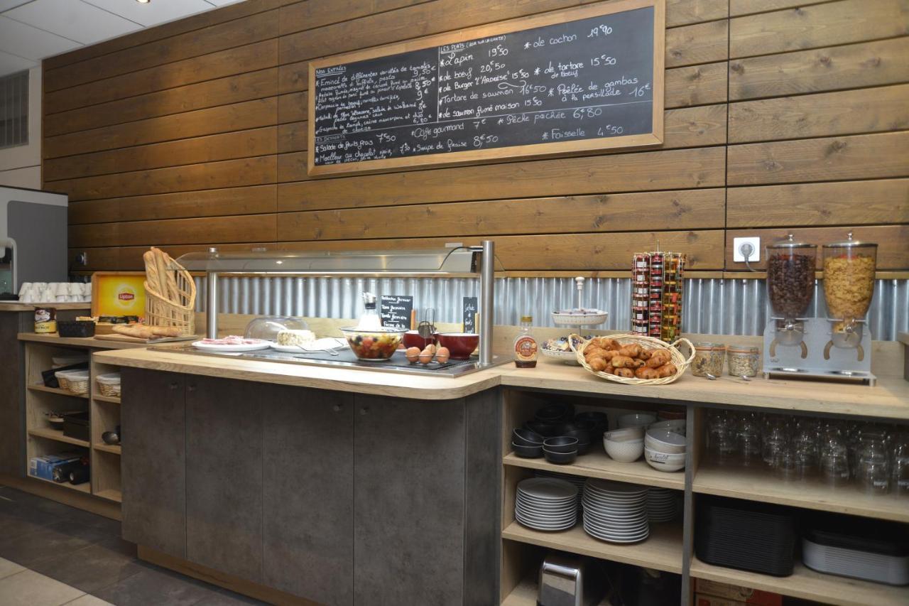 Logis Cris Hotel Et Restaurant, Lyon Sud-Est Corbas Ngoại thất bức ảnh