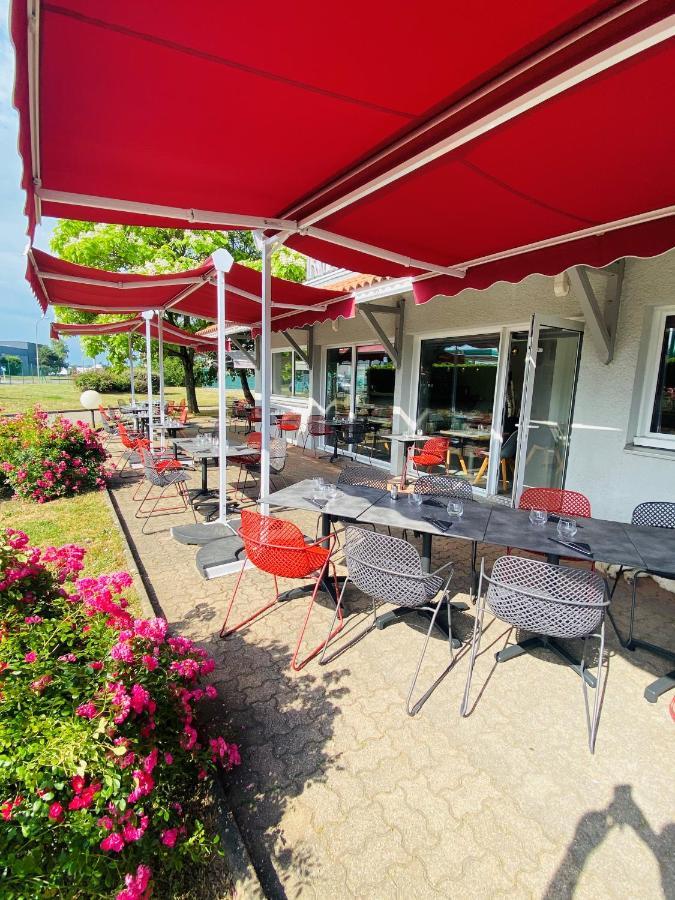 Logis Cris Hotel Et Restaurant, Lyon Sud-Est Corbas Ngoại thất bức ảnh