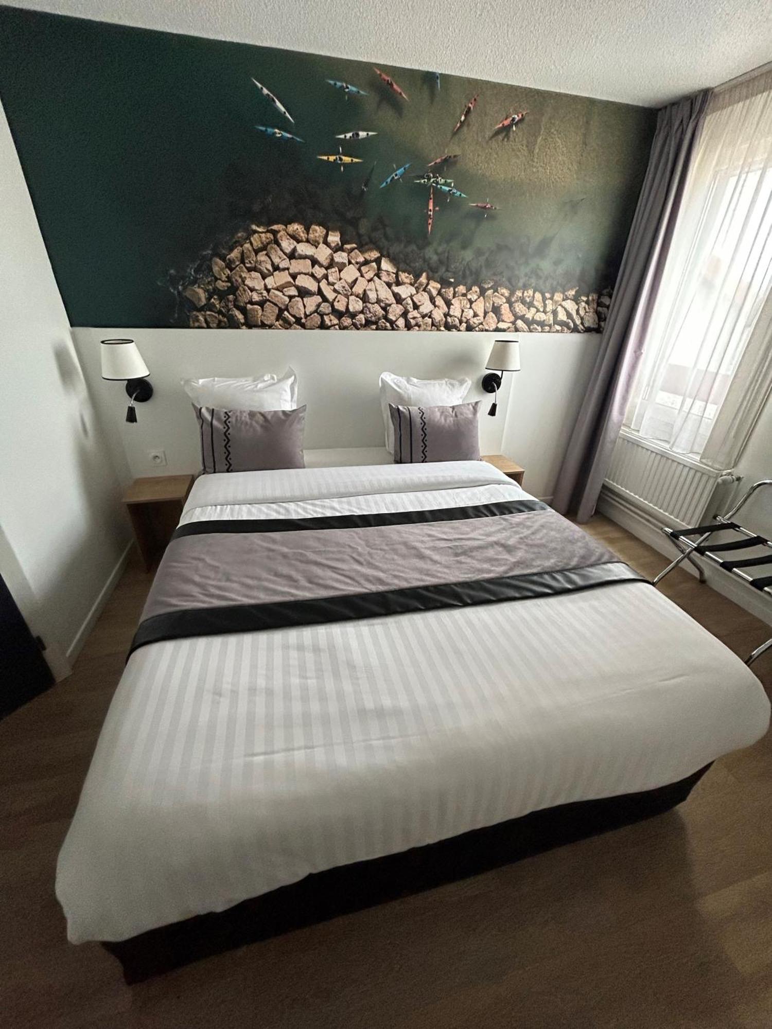 Logis Cris Hotel Et Restaurant, Lyon Sud-Est Corbas Ngoại thất bức ảnh